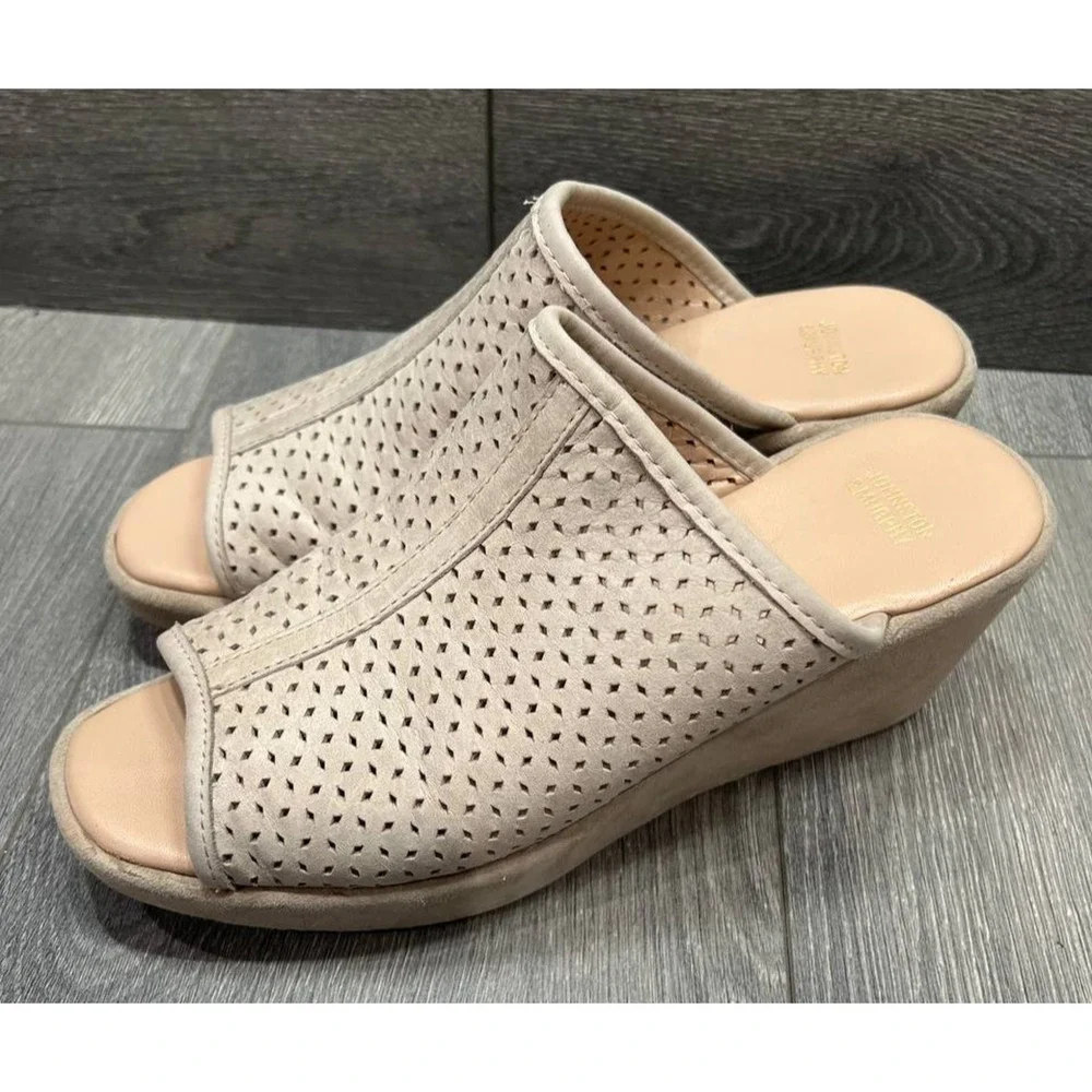 Johnson & Murphy cream perforated wedge slides Cream 8.5 Medium S000102 - Picture 1 of 11